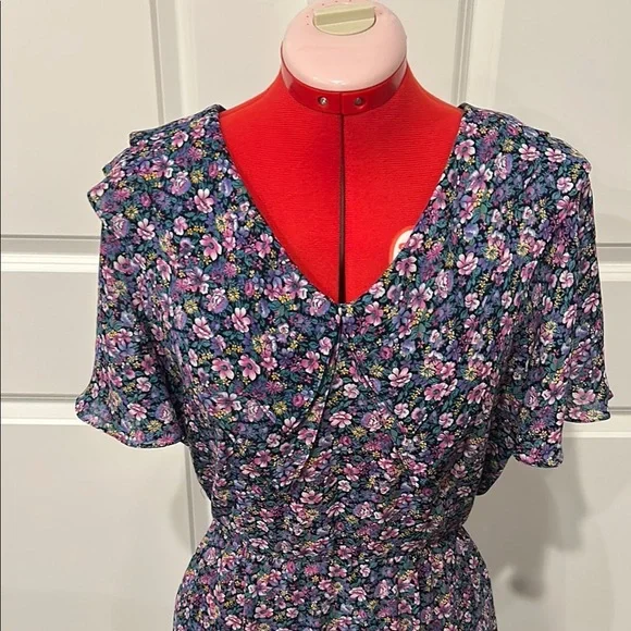 Karin Stevens V Neck Peter Pan Collar  Sheer Flutter Floral Purple Dress Size 10 - Picture 3 of 12